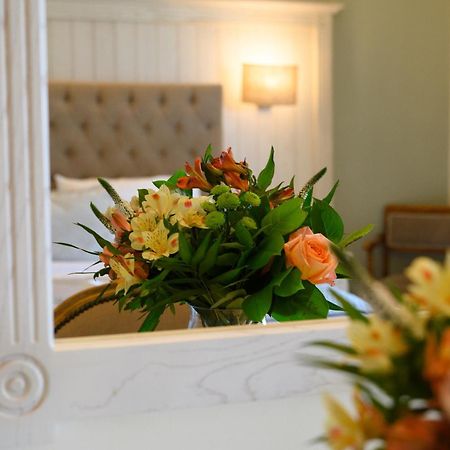 Art Hotel Debono (Adults Only) Гувія Екстер'єр фото