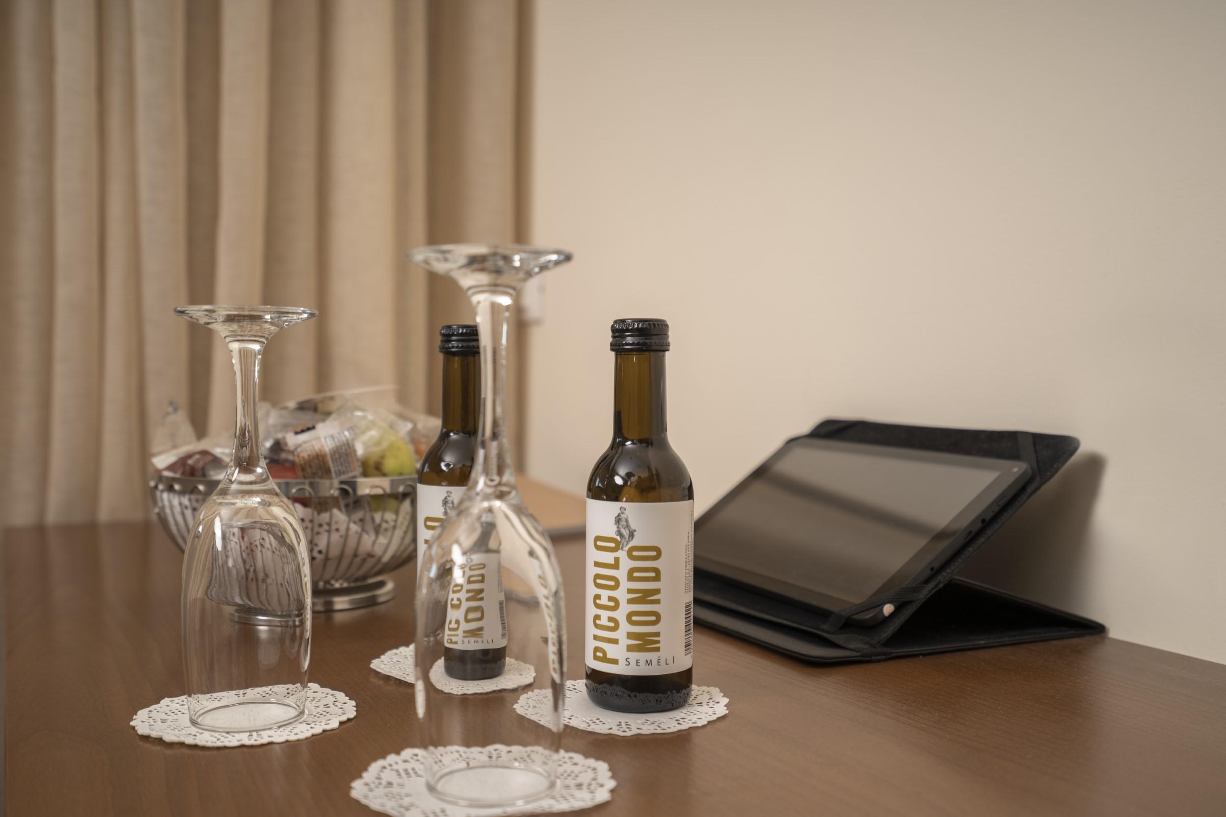 Art Hotel Debono (Adults Only) Гувія Екстер'єр фото