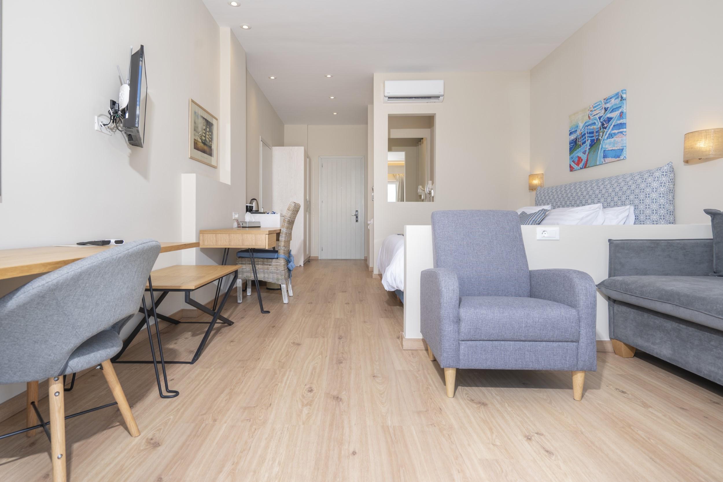 Art Hotel Debono (Adults Only) Гувія Екстер'єр фото