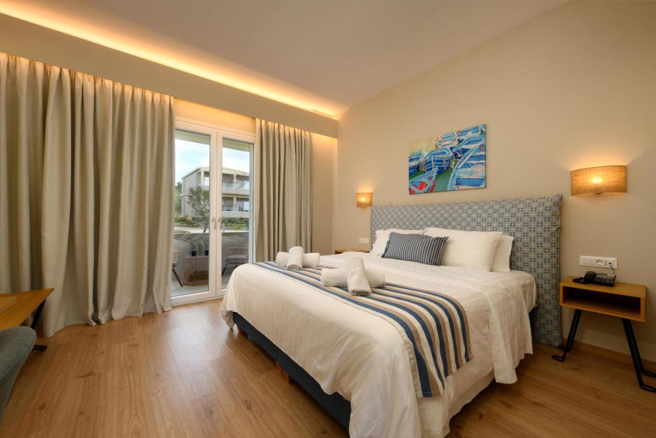 Art Hotel Debono (Adults Only) Гувія Екстер'єр фото