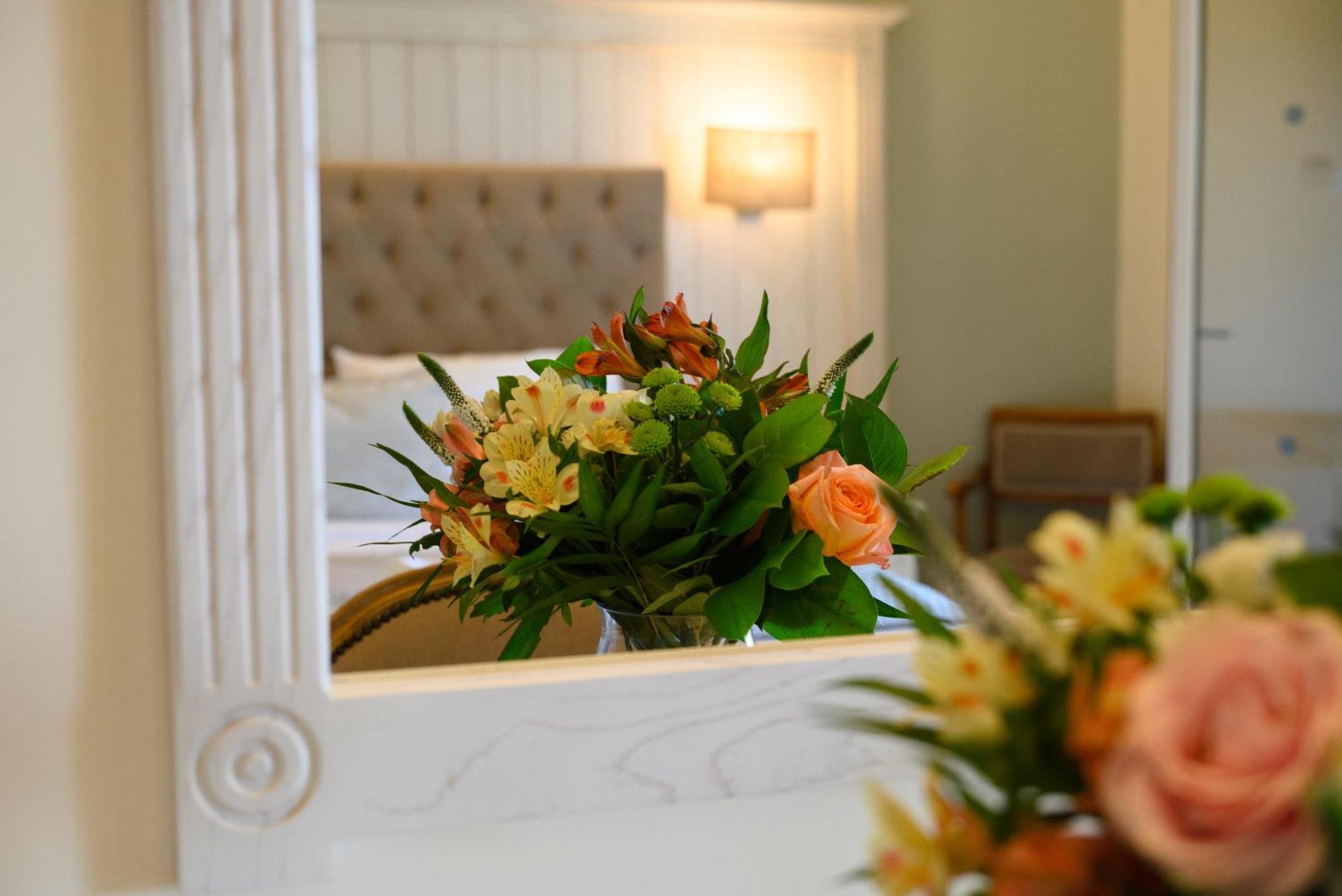 Art Hotel Debono (Adults Only) Гувія Екстер'єр фото